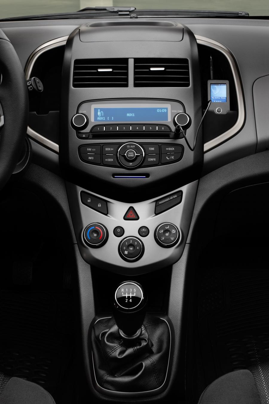  Chevrolet Aveo HB5 2011 года  (фото 15 из 61)